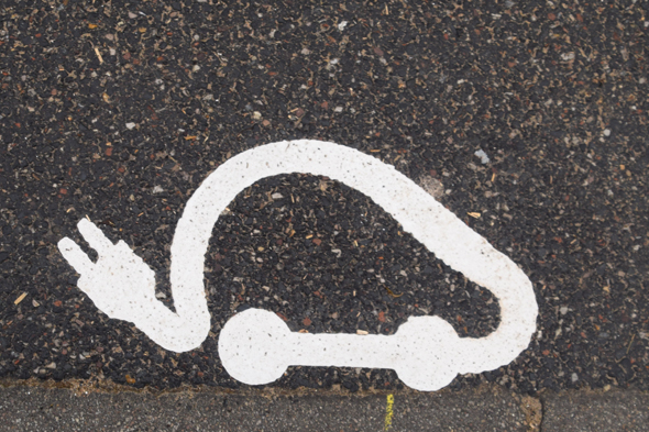 Borne de recharge pour véhicules électriques