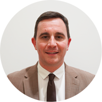 portrait de Romain Bail, maire de Ouistreham Riva-Bella